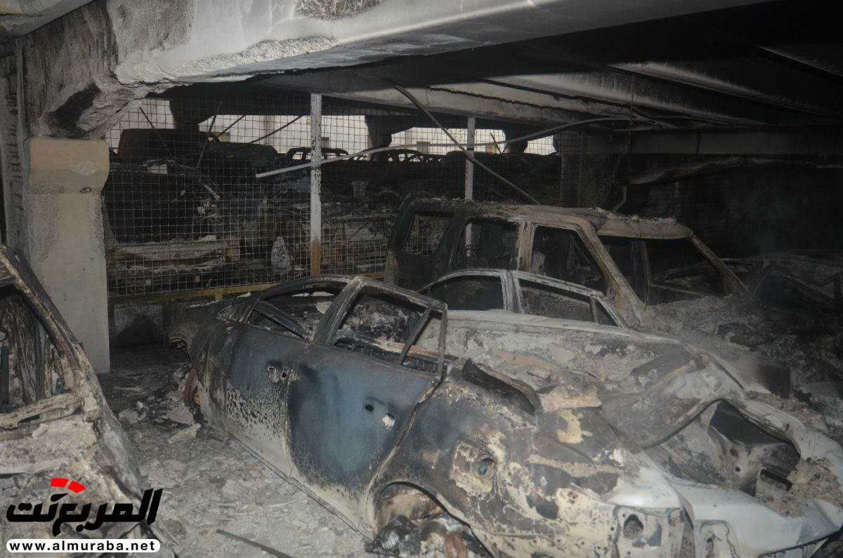 "بالفيديو والصور" 1,400 سيارة دمرت بالكامل بحريق مرآب في ليفربول 37