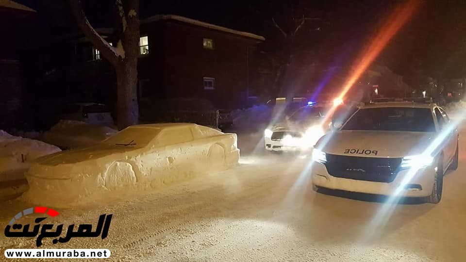 "بالصور" شرطي كندي يخالف سيارة مزيفة "مصنوعة من الثلج" 2