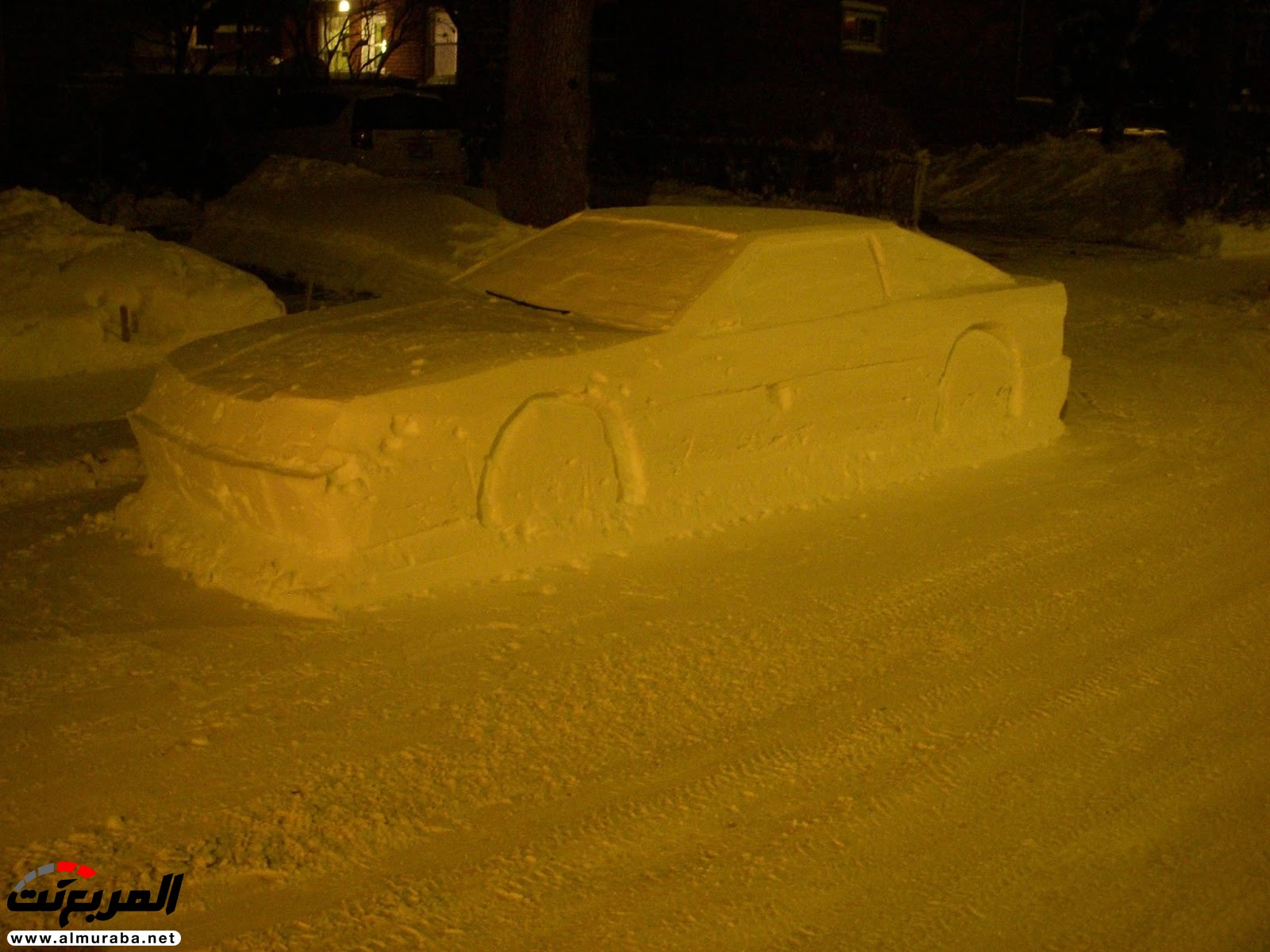 "بالصور" شرطي كندي يخالف سيارة مزيفة "مصنوعة من الثلج" 5