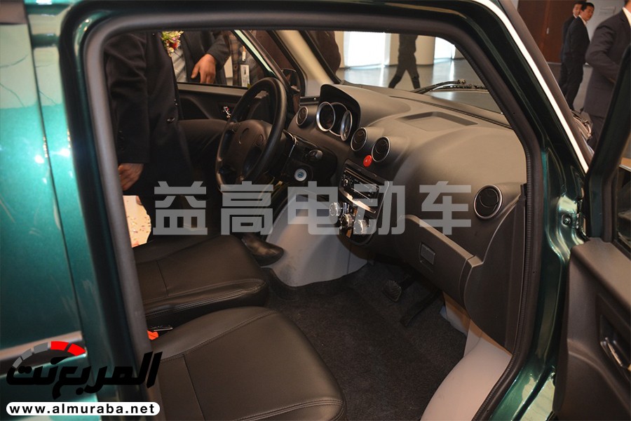 "بالصور" شركة سيارات صينية صنعت بي إم دبليو إيسيتا مقلّدة 11