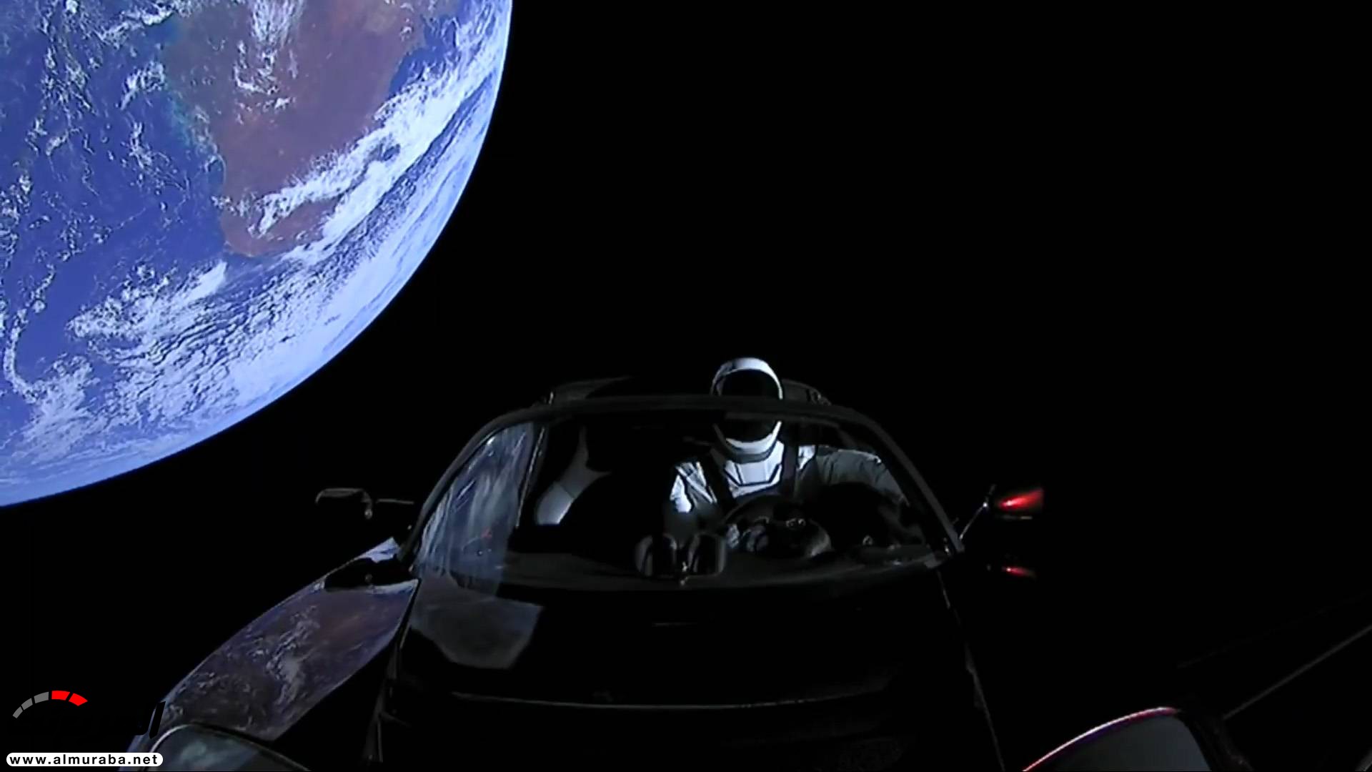 "بالفيديو والصور" إيلون ماسك يطلق تيسلا رودستر إلى المريخ في أقوى صاروخ بالعالم 38