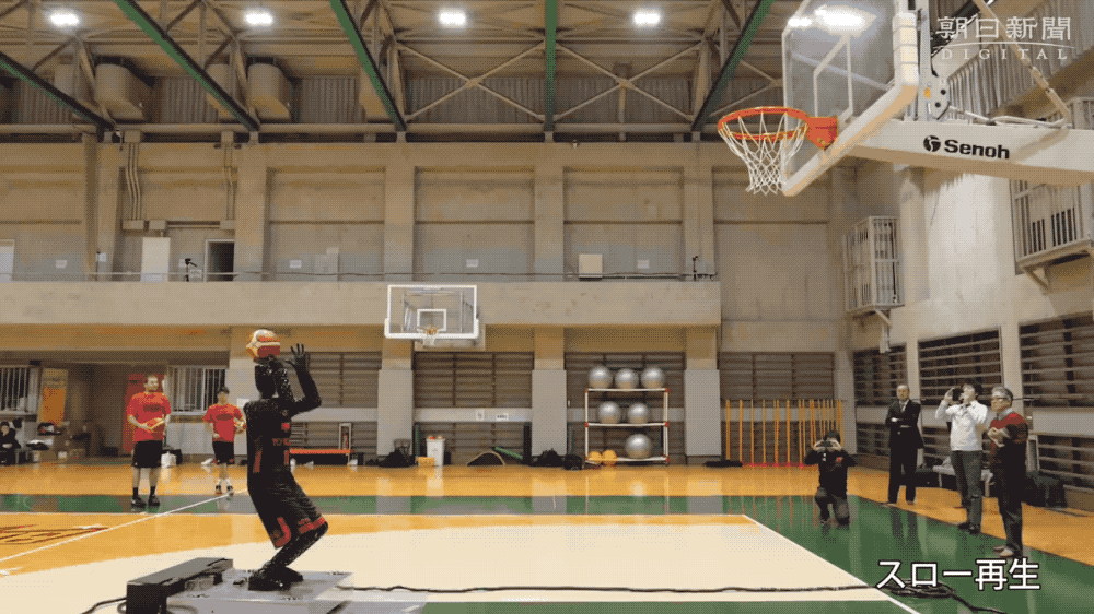 تويوتا صنعت إنسان آلي قادر على لعب كرة السلة مثل المحترفين 5