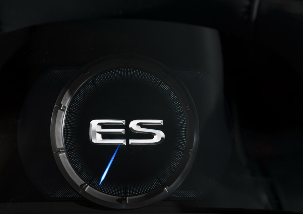 لكزس اي اس 2019 الشكل الجديد الجيل السابع تدشن نفسها رسمياً Lexus ES 48