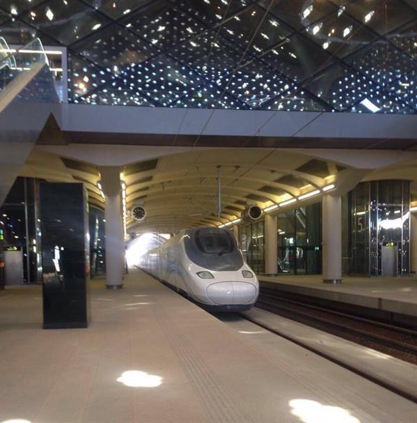 إمارة مكة تكشف عن مواعيد وأيام حجز الرحلات المجانية لقطار الحرمين