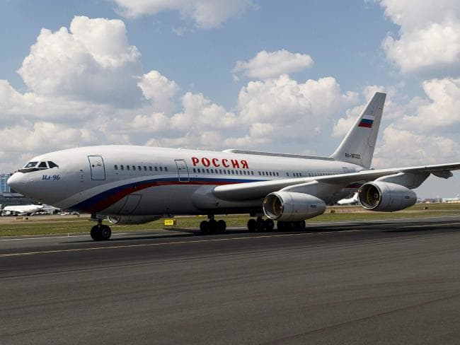 "بالصور" نظرة داخل طائرة الرئيس الروسي بوتين والتي قيمتها 2 مليار ريال 2