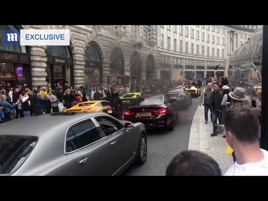 “بالفيديو” أثرياء عرب يتجولون بسيارات فارهة في شوارع لندن