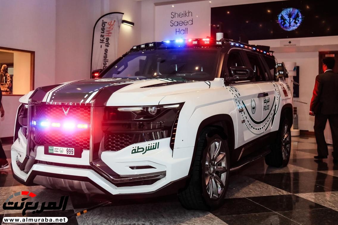 الكشف عن سيارة شرطة دبي "الوحش" الأكثر تطوراً 17