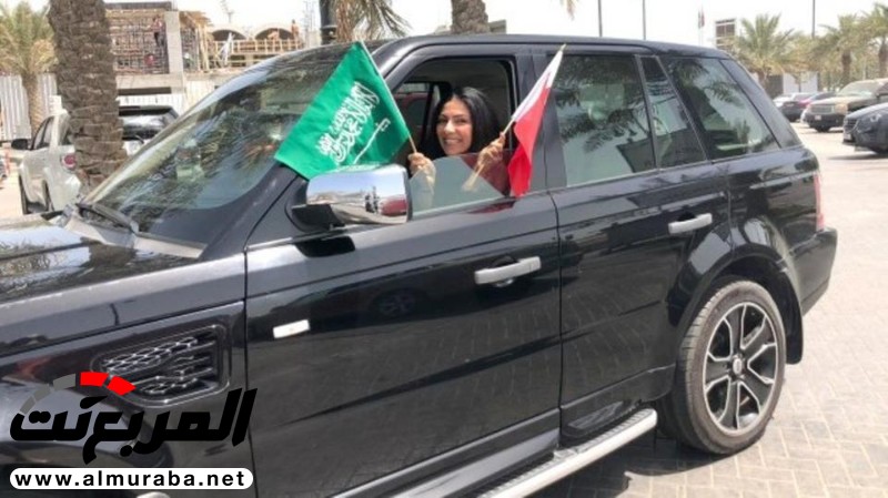 "بالصور" سعوديات يشاركن في موكب نسائي بـ 250 سيارة بحلبة "فورمولا" بالبحرين 2