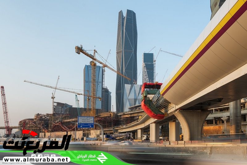"بالصور" تركيب آخر قطعة خرسانية لجسور قطار الرياض 3