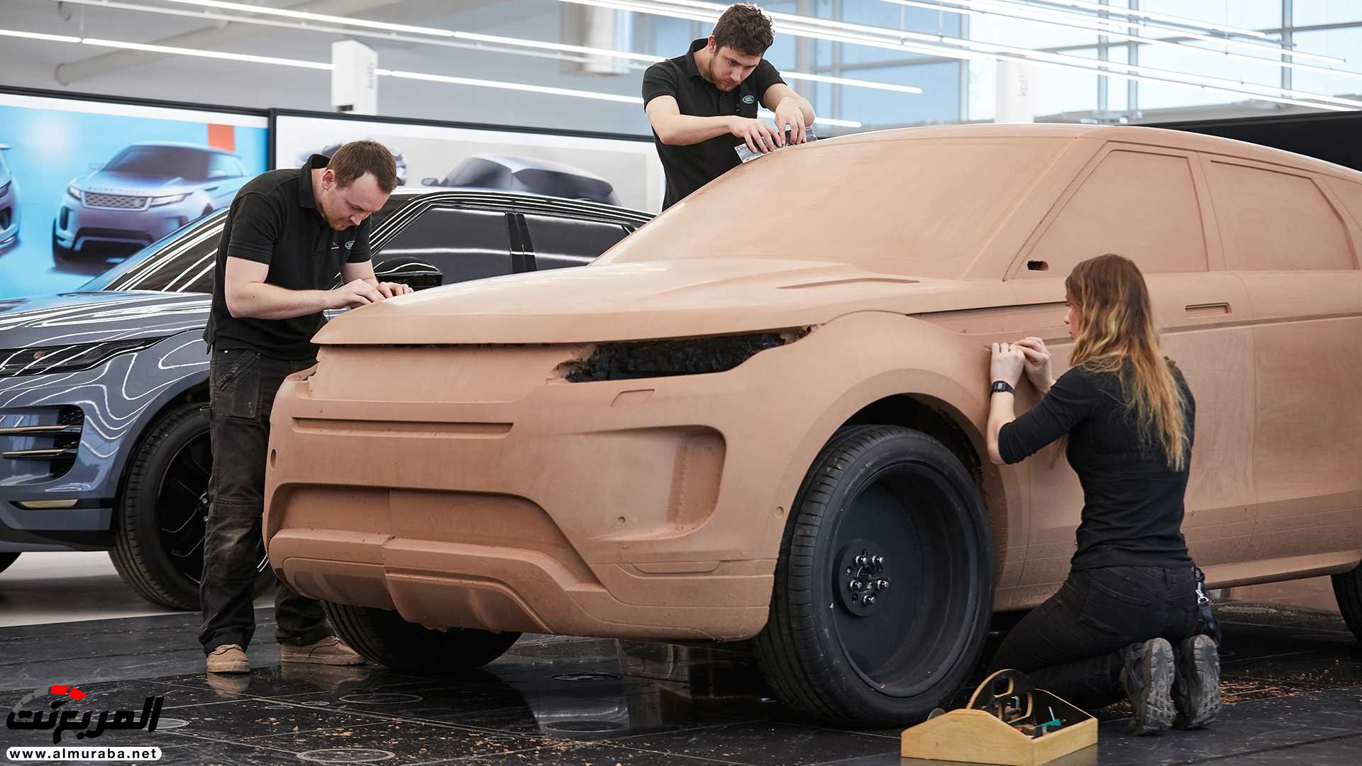 اهم 7 معلومات عن رنج روفر ايفوك 2020 الجديدة كلياً Range Rover Evoque 31