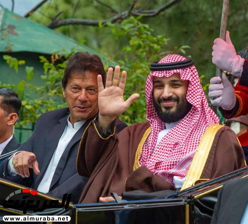 "بالصور والفيديو" رئيس وزراء باكستان يصطحب ولي العهد في عربة تجرها الخيول 21