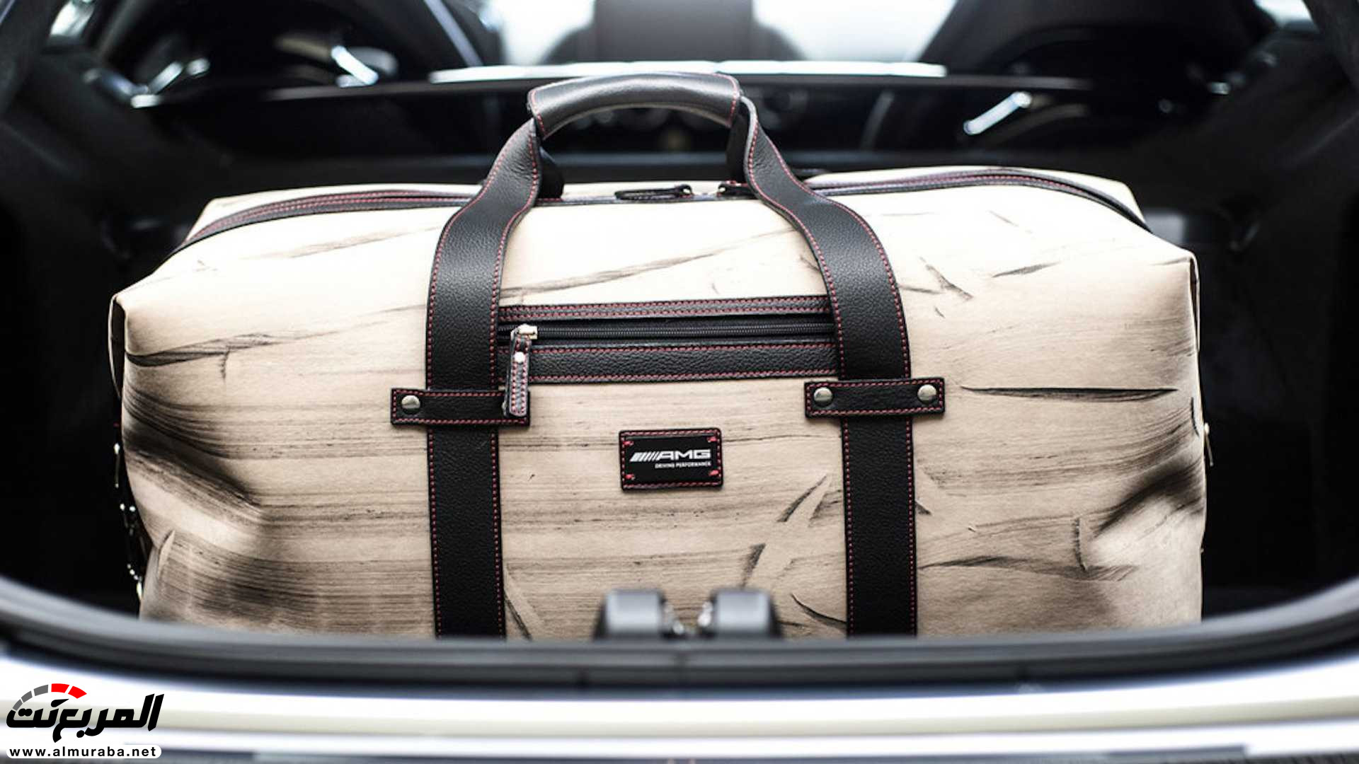 "بالفيديو والصور" مرسيدس AMG تطلق مجموعة حقائب سارت عليها سيارتها GT R 4