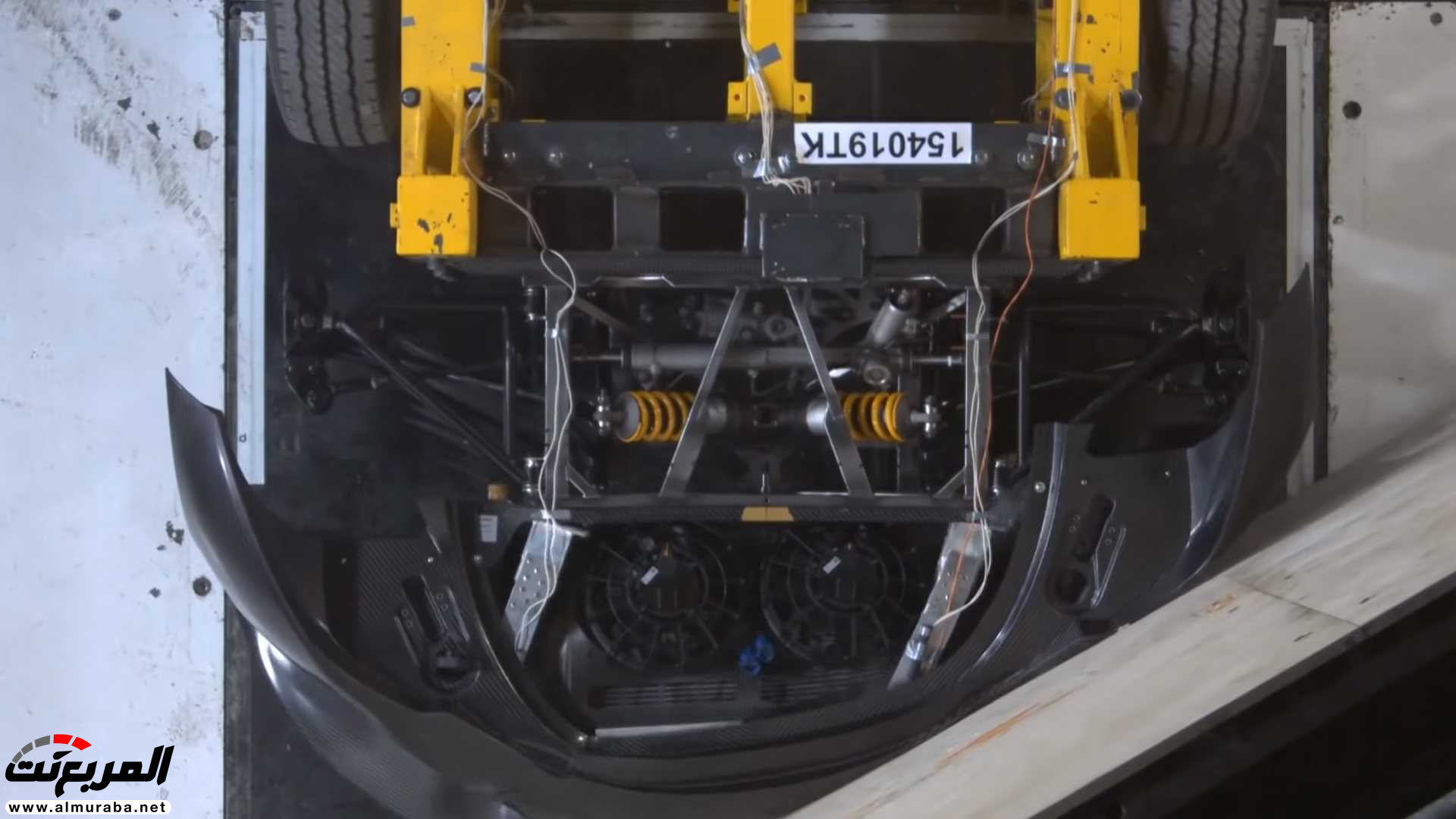 "بالفيديو" اختبار تصادم سيارة كوينيجسيج بقيمة 7.5 مليون ريال! 24