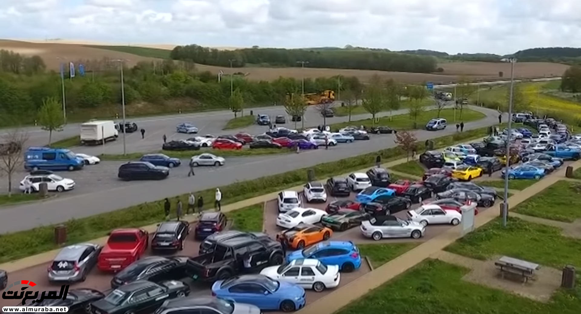 الشرطة الألمانية تصادر 120 سيارة رياضية لمشاركتهم في سباق! 2