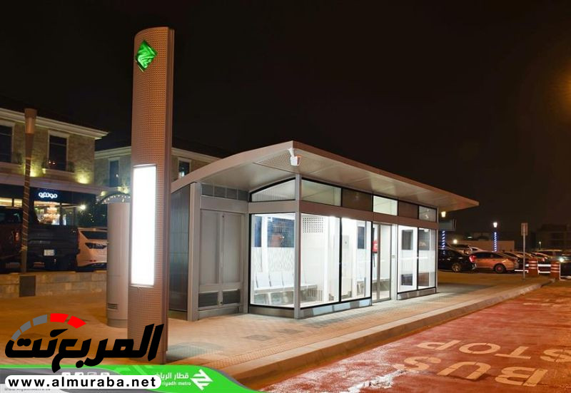 "بالصور" البدء في تركيب محطات حافلات الرياض تمهيدا للانطلاق التجريبي 4