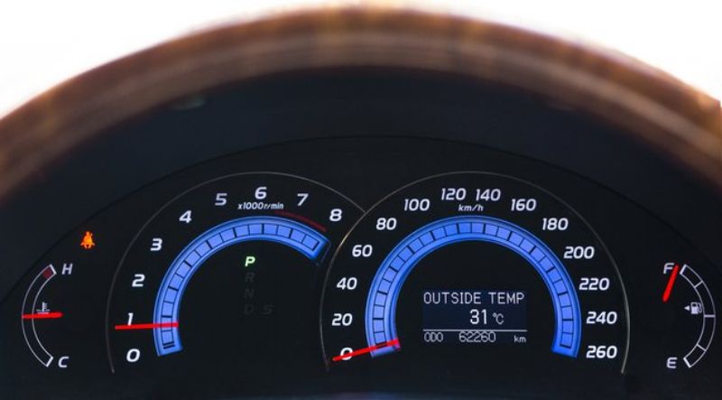 معايير درجات الحرارة في السيارات ولوحات الطرقات.. هل هي دقيقة؟ 5