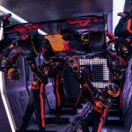 "بالفيديو" تجربة صيانة وتغيير عجلات سيارة فورمولا 1 في ظروف انعدام الجاذبية! 6