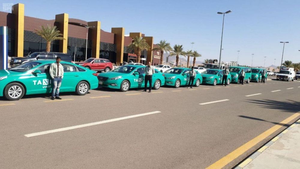 الخدمة في توجيه سيارات الأجرة ستكون حصرية للسعوديين 1