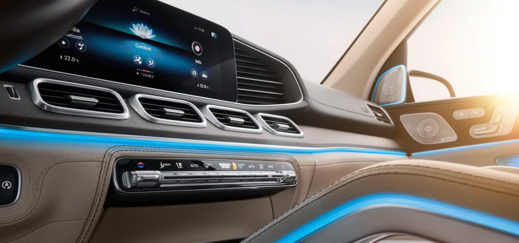 5 تقنيات مميزة قدمتها مرسيدس في سياراتها لعام 2020 11