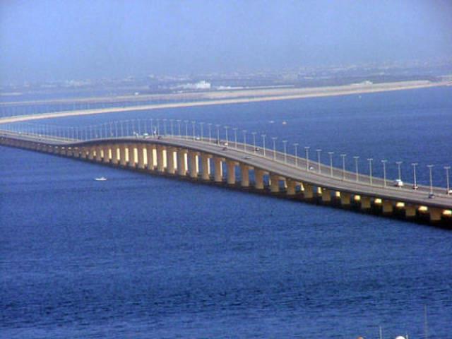 تعليق السفر باستخدام الهوية الوطنية على جسر الملك فهد 5