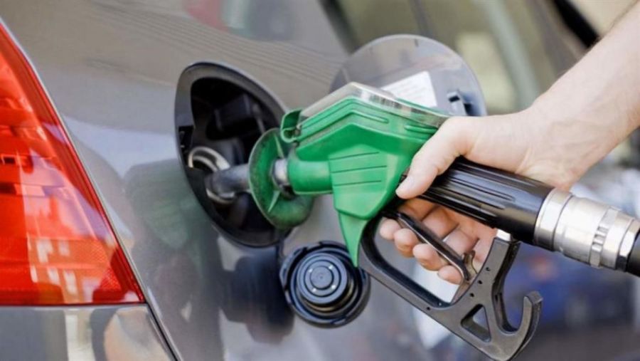 هل سعر البنزين بالمملكة مرتبط بسعر تصديره بنسبة 100%؟ 3