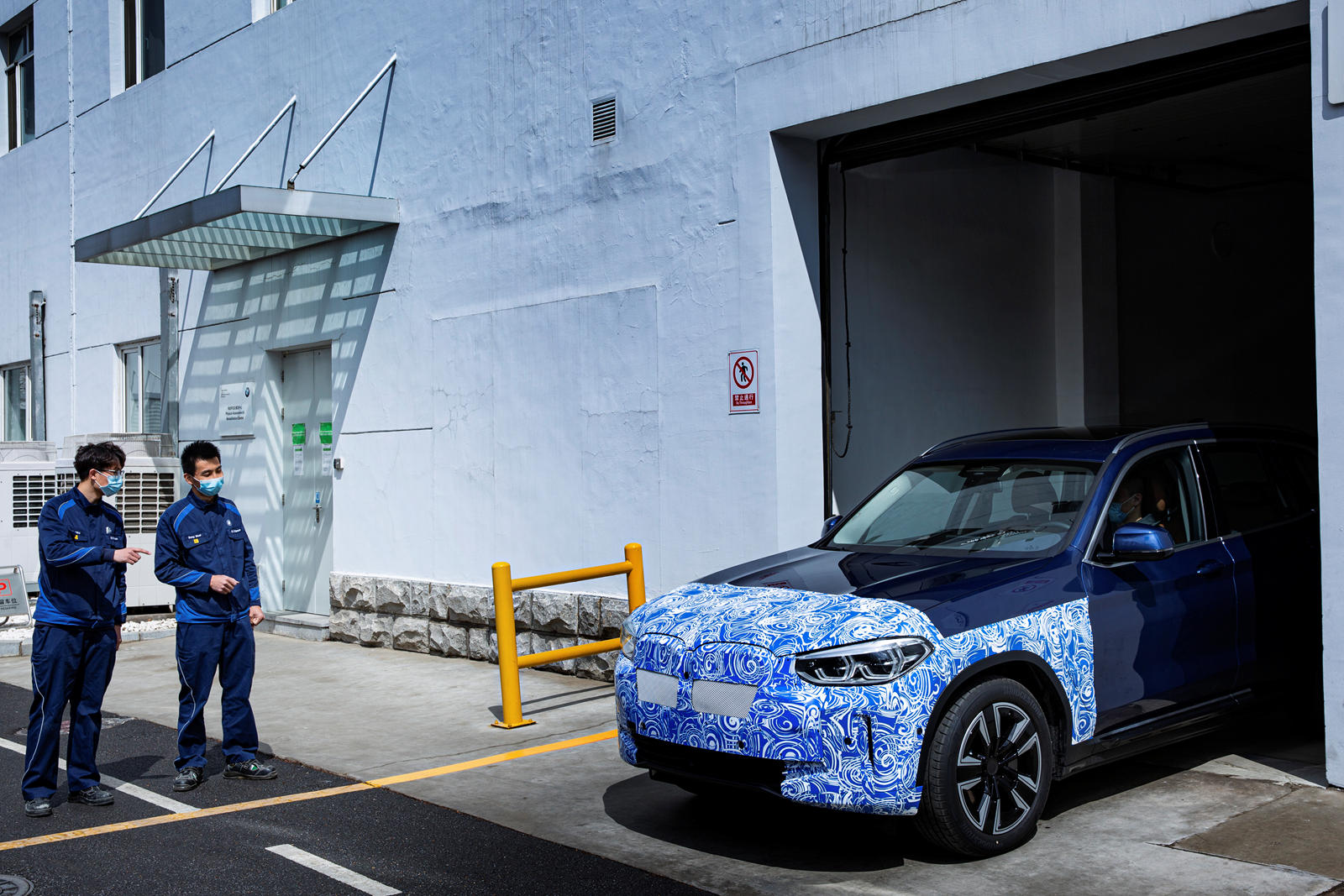 بي ام دبليو تستعد لإنتاج أول SUV كهربائية في تاريخها "صور" 16