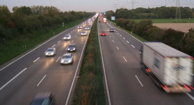 ألمانيا تريد فرض رسوم على الطرق في الاتحاد الأوروبي 1