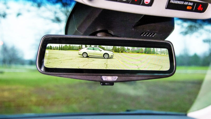 كيفية تفادي خطورة النقاط العمياء أثناء قيادة السيارة 7