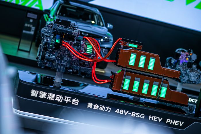محرك جيلي 3 سلندر يحقق أعلى وسام في صناعة السيارات بالصين 1