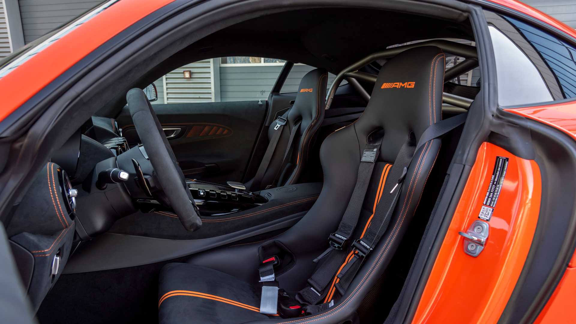 مرسيدس AMG GT بلاك سيريس 2021 حاملة الرقم القياسي للسرعة تكشف أسعارها الأمريكية 25