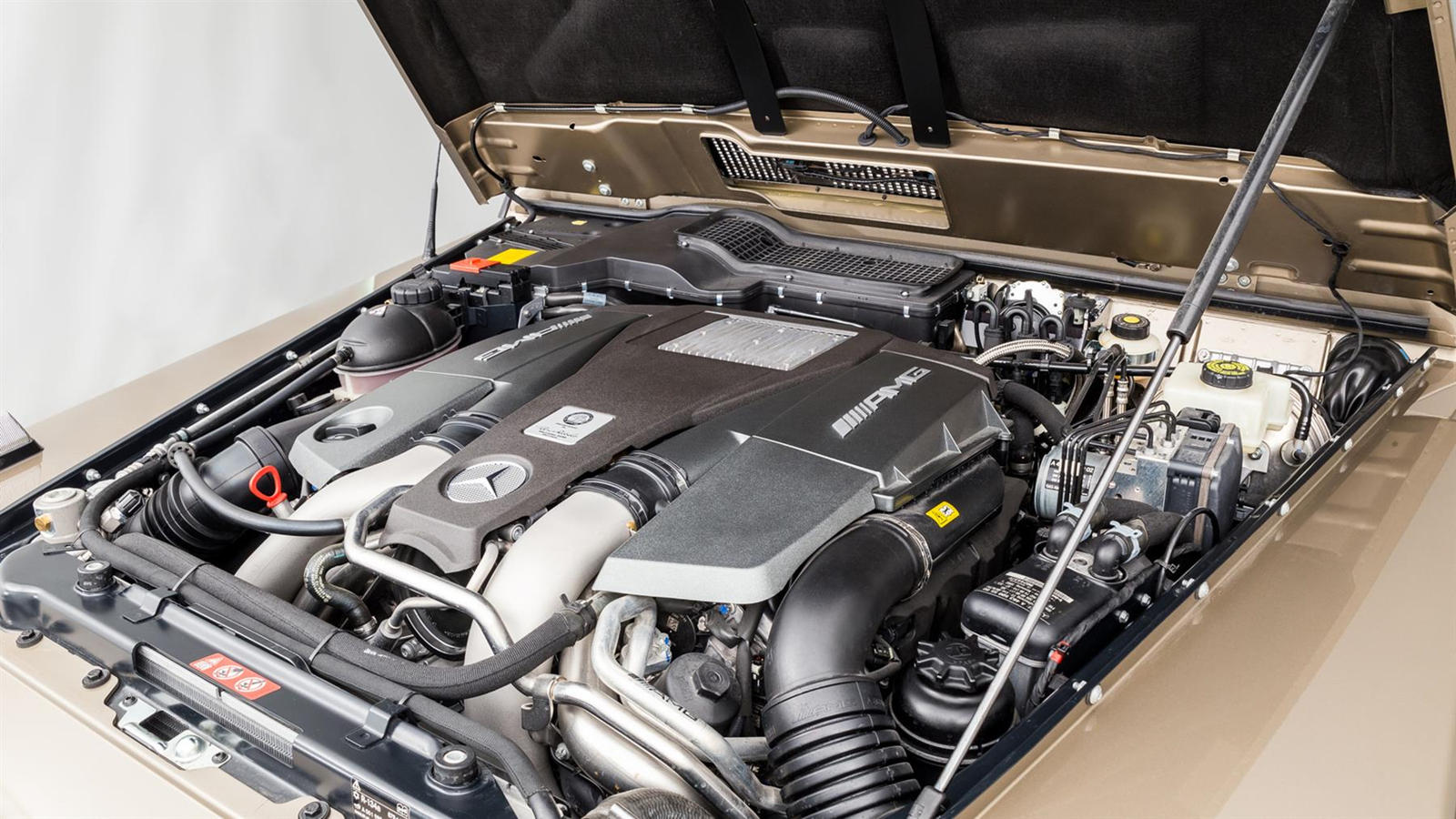 شاهد مرسيدس AMG G63 6x6 معروضة للبيع بـ 4 مليون ريال 9