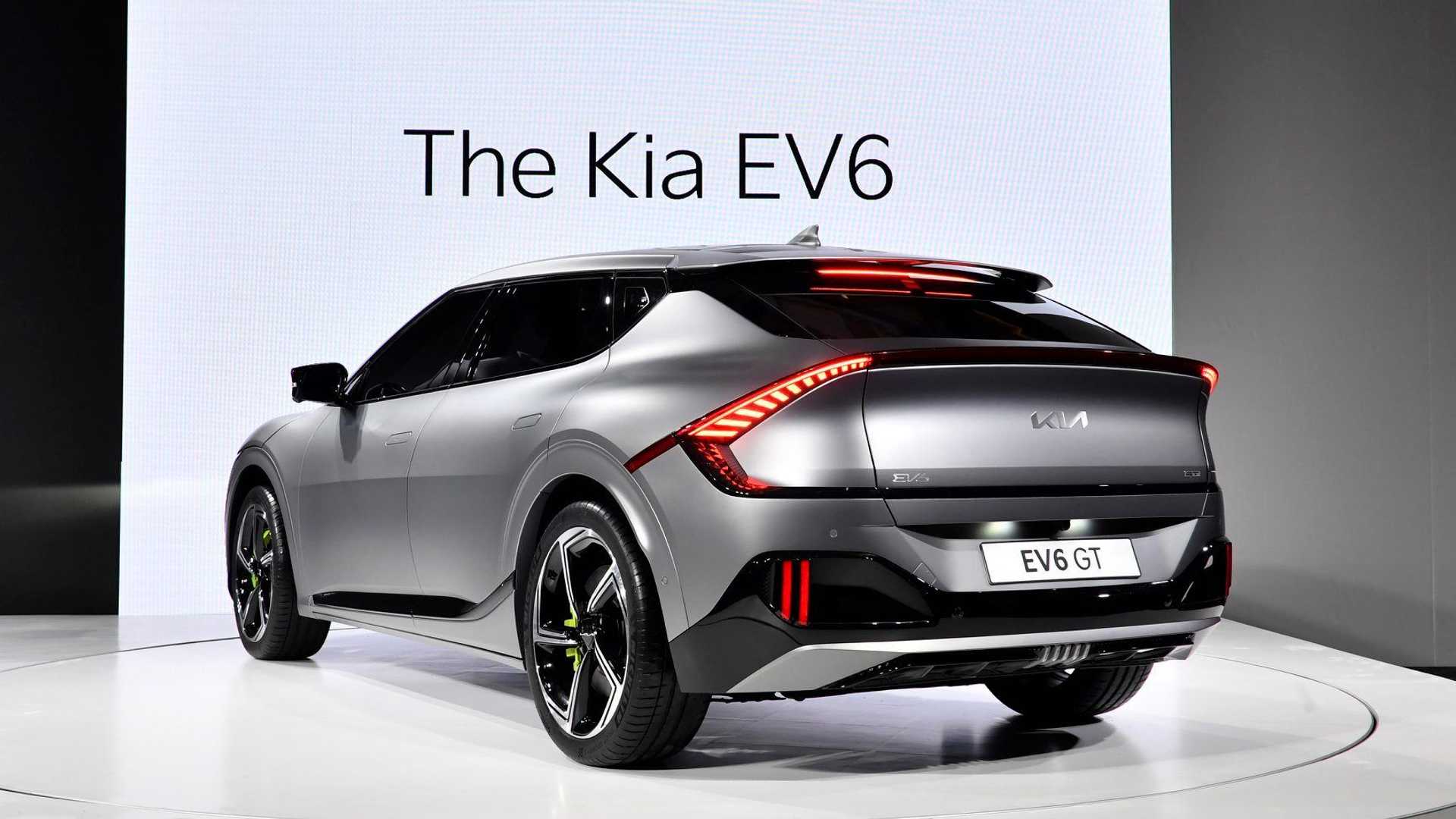 كيا EV6 الجديدة تظهر لأول مرة على أرض الواقع 11