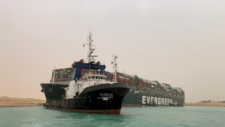 ارتفاع أسعار النفط بعد إغلاق قناة السويس لجنوح سفينة حاويات ضخمة 5