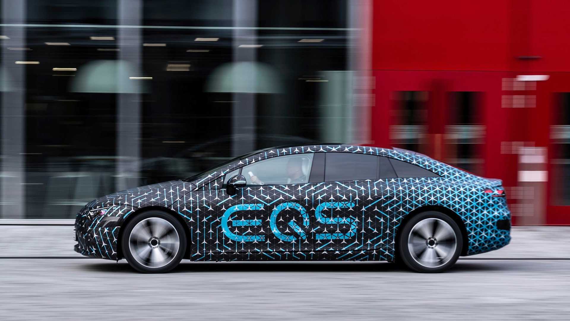 مرسيدس EQS "إس كلاس السيارات الكهربائية" تكشف مواصفات الأداء 1