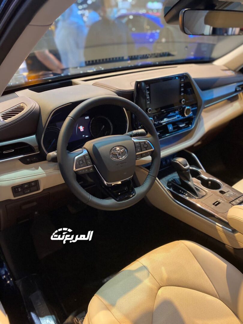 سيارات «تويوتا عبداللطيف جميل» في معرض جدة الدولي للسيارات 2021 92