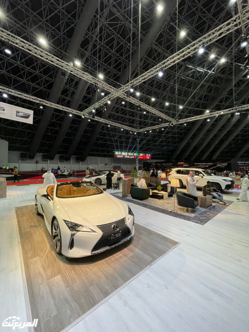 لكزس عبداللطيف جميل تبهر الحضور بسياراتها في معرض جدة الدولي 2021 2
