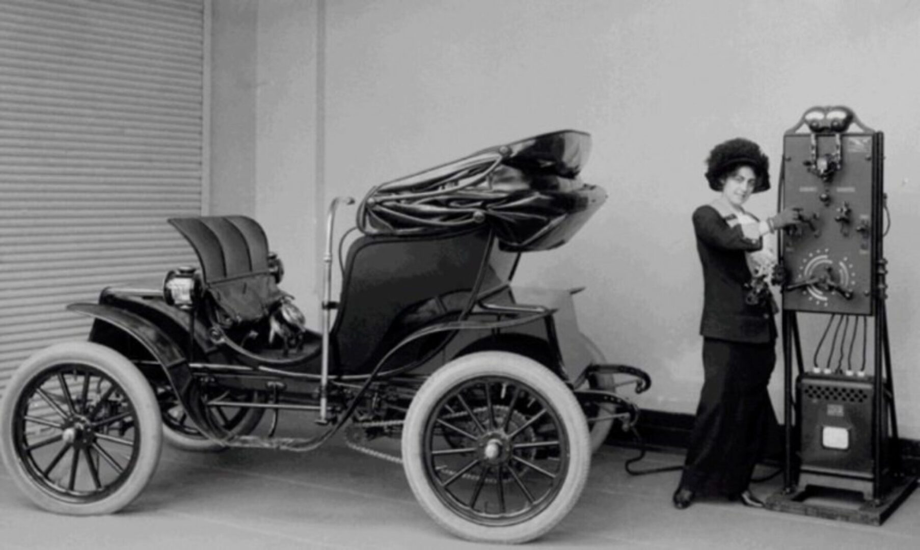 تاريخ السيارات الكهربائية: بدأت قبل محرك الاحتراق بـ 56 عامًا! 49
