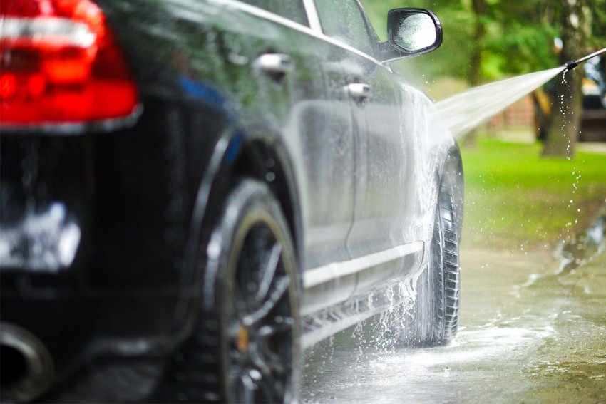 هل إهمال غسل السيارة يجلب لها الضرر؟ 7