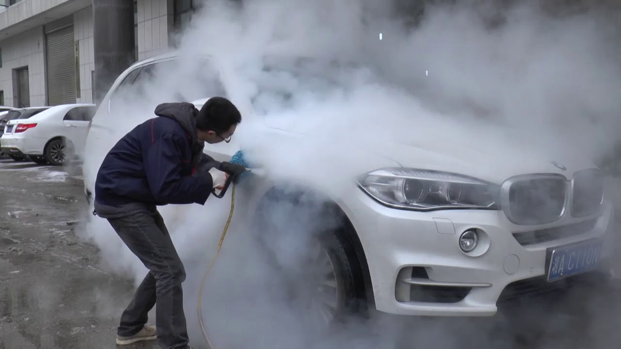 هل يؤثر غسيل السيارة من الداخل بالبخار؟ - ما هو غسيل السيارة بالبخار؟