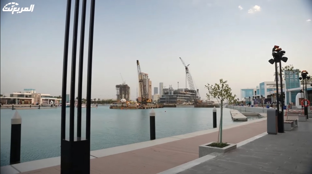 لكزس لاونج في نادي اليخوت أفخم المناطق السياحية في جدة.. وجولة فاخرة على السريع 10