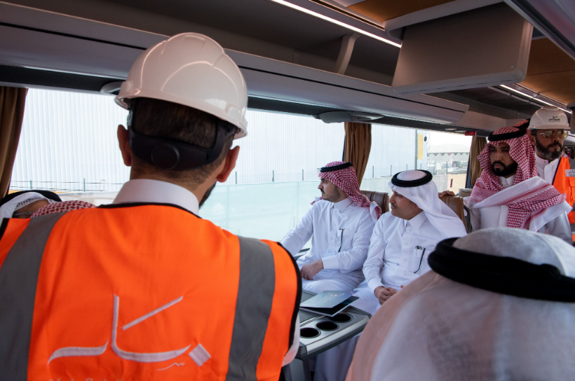 "النقل" افتتاح طريق الملك عبدالعزيز المؤقت في مكة 2