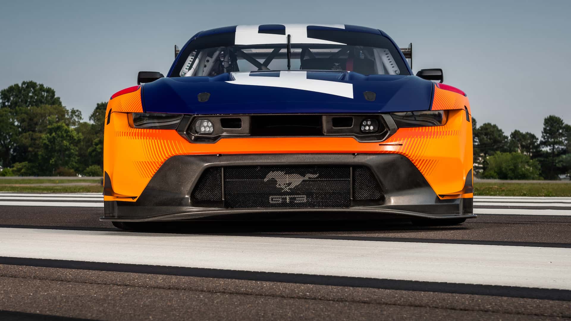 فورد تكشف عن موستنج GT3 الجديدة بتعديلات حصرية للمشاركة في سباق لومان للتحمل 80
