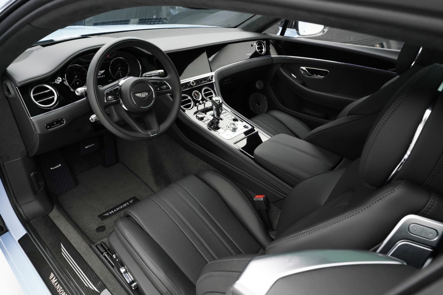 مانسوري الألمانية تقدم نسخة معدلة راقية من بنتلي كونتيننتال GT بسعر يتجاوز 360 ألف يورو 1