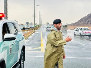 “المرور” يوجه 4 نصائح لقيادة آمنة أثناء الأمطار لتجنب الحوادث