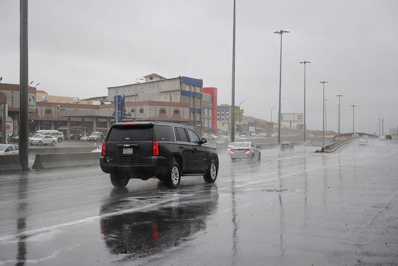 "أمن الطرق" يوجه 8 نصائح هامة أثناء هُطـول الأمطار  4