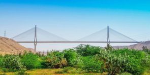 وفد من شركة OVM الصينية يزور الجسر المعلق في الرياض لدراسة تطويره