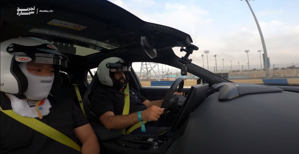 تجربة قيادة لينك اند كو 03 بلس 2024 الرياضية في حلبة البحرين..“مراجعة شاملة مع مواصفات المحرك والتجهيزات” 3