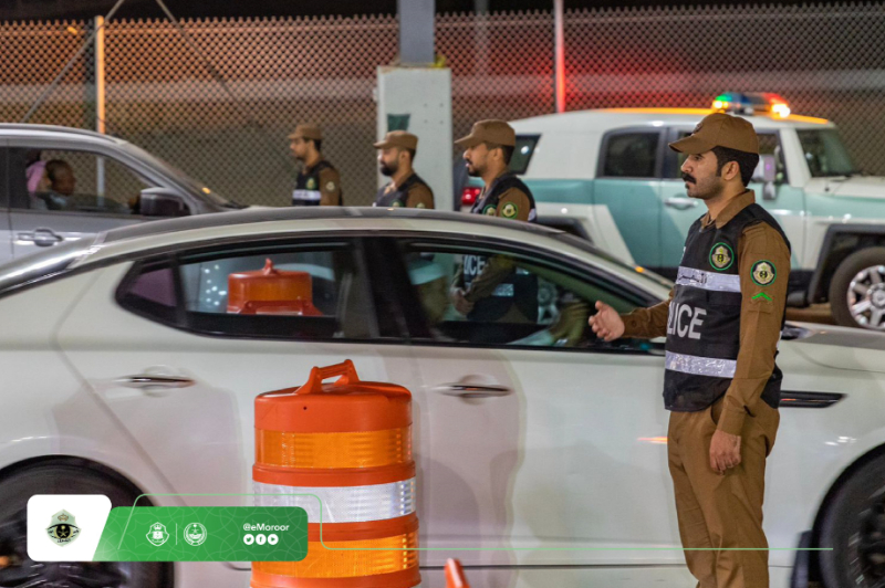 رسوم رخص سير ونقل ملكية المركبات بأنواعها بالسعودية