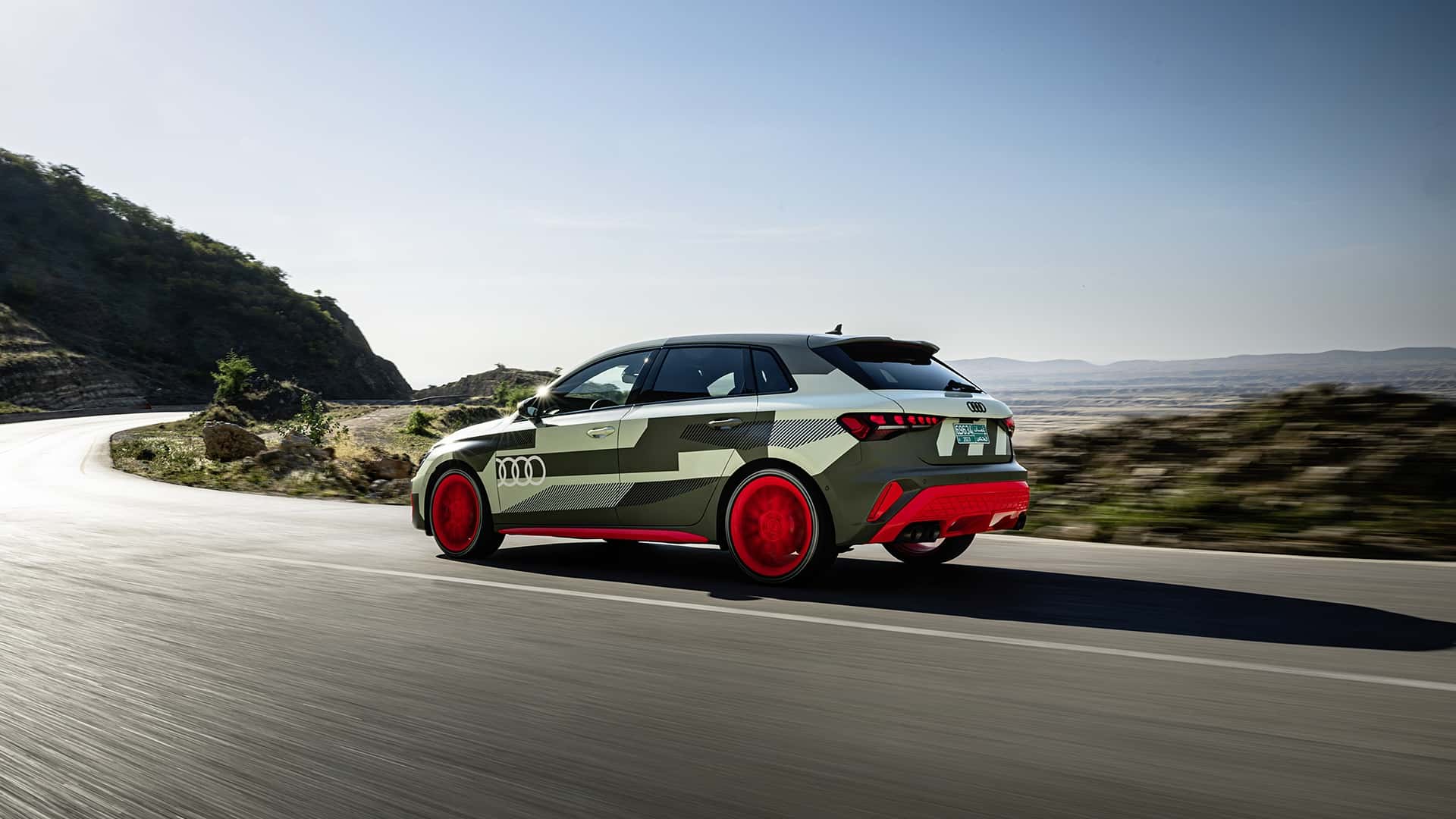 اودي تكشف أول صور لسيارة S3 سيدان فيس ليفت الجديدة بمحرك أقوى وخارجية أكثر رشاقة 22