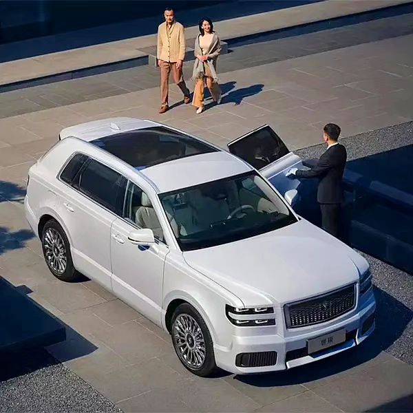 تويوتا سنشري SUV النسخة الصينية الفاخرة تظهر في أول صور رسمية 7
